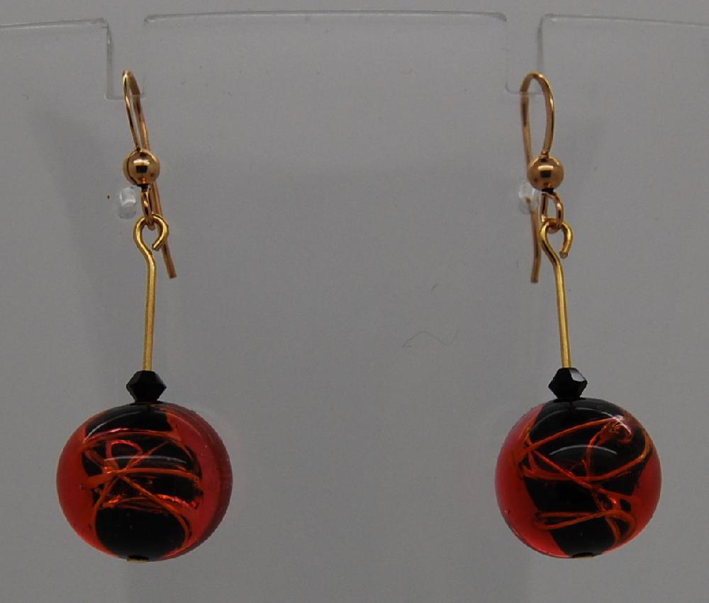 Earrings : silverwire with pink/orange